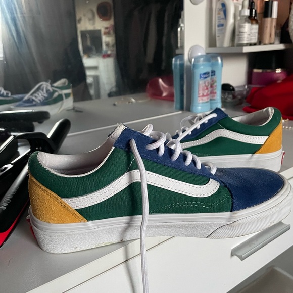 multi colored vans - Picture 2 of 3